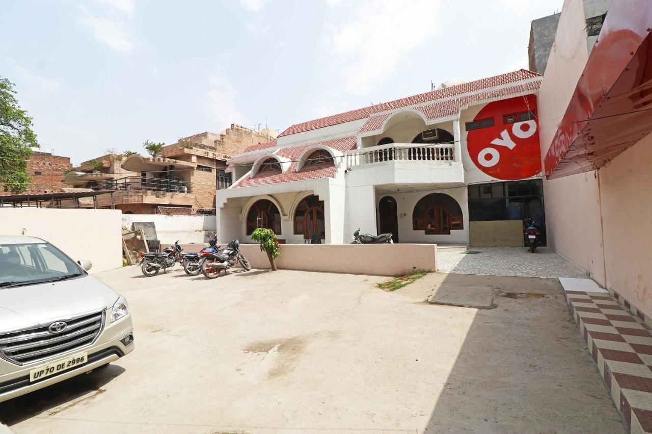 Oyo Surya Prayagam Hotel Allāhābād Junction Exterior foto